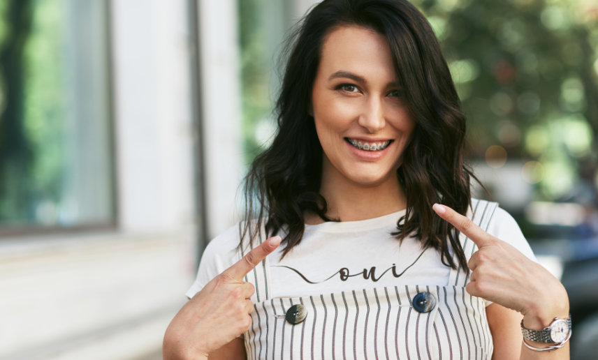 New Year, New Smile: Choosing the Right Orthodontic Treatment for Your Lifestyle New Year, New Smile: Choosing the Right Orthodontic Treatment for Your Lifestyle