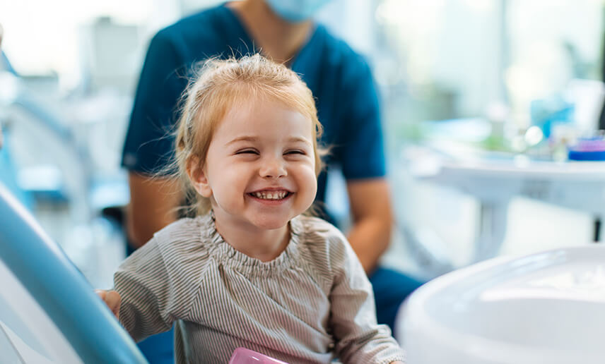 Early Orthodontic Checks: Signs to Watch Between Ages 6-10 Early Orthodontic Checks: Signs to Watch Between Ages 6-10