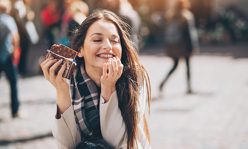 Braces and the Festive Season: How to Enjoy Christmas Foods, Drinks and Care Safely